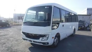 Mitsubishi Fuso Rosa 2019 White
