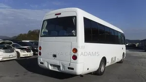 Mitsubishi Fuso Rosa 2019 White