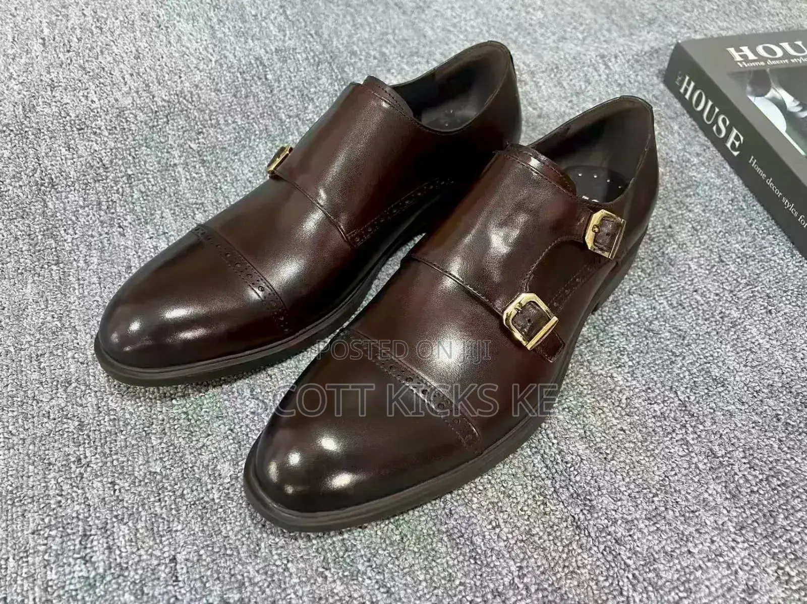 Clarks Leather Officials