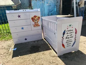 Modern Kids Baby Cribs Plus Baby Chest of Drawers for Storage