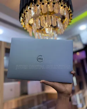 Laptop Dell Precision 5570 16GB Intel Core i7 SSD 512GB