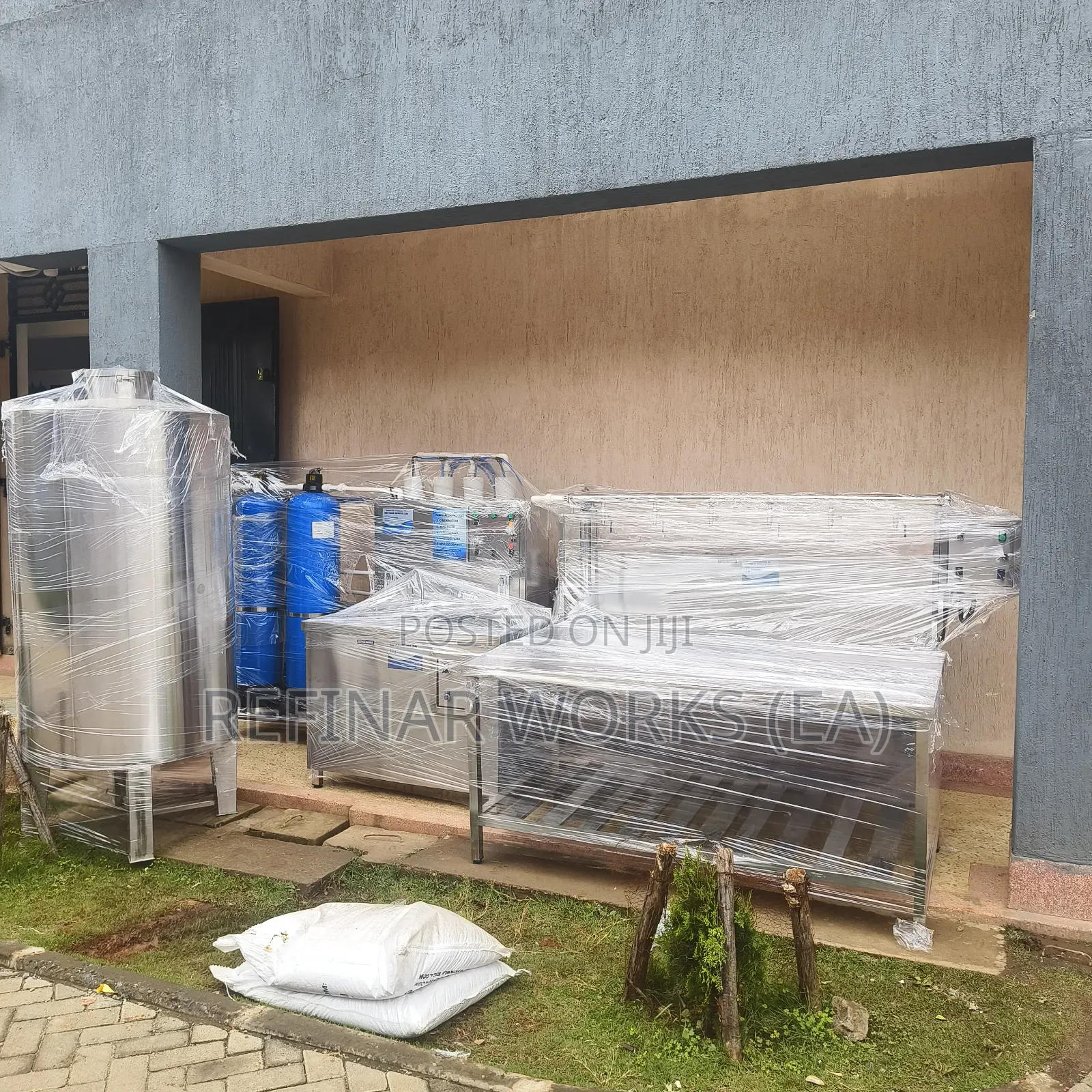 Complete Water Purification Solutions Bottled Water Refill Stations