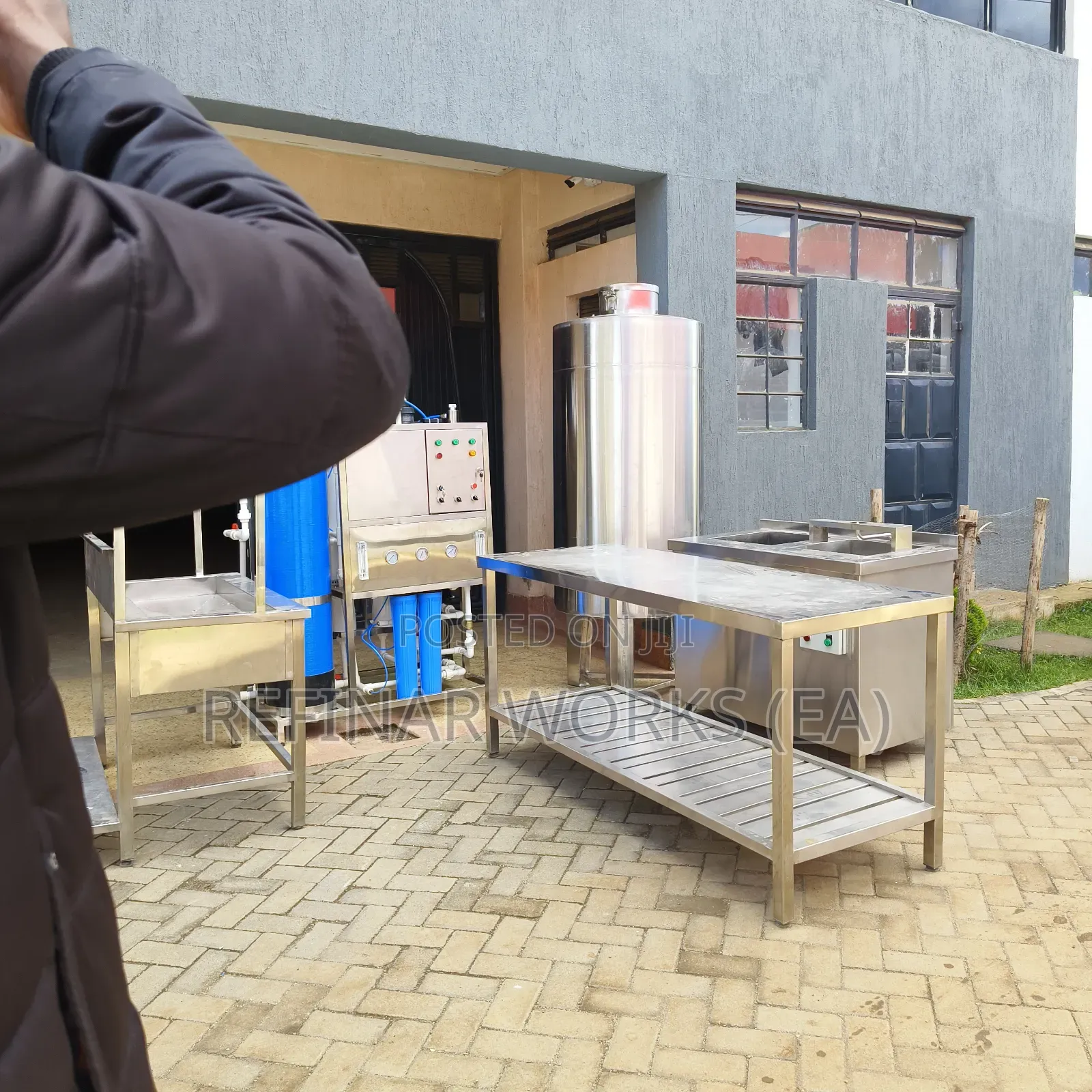 Water Treatment Systems for Bottling Refill Businesses Start Scale