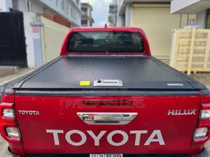 Hilux Series Manual Roller Shutters