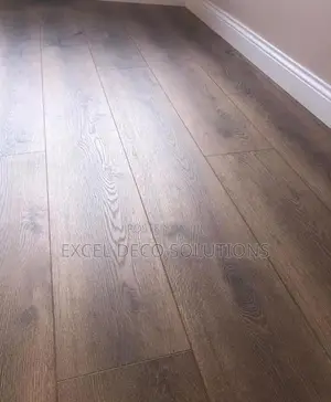 Wood Look Laminate Flooring for Stylish Home and Office Floors