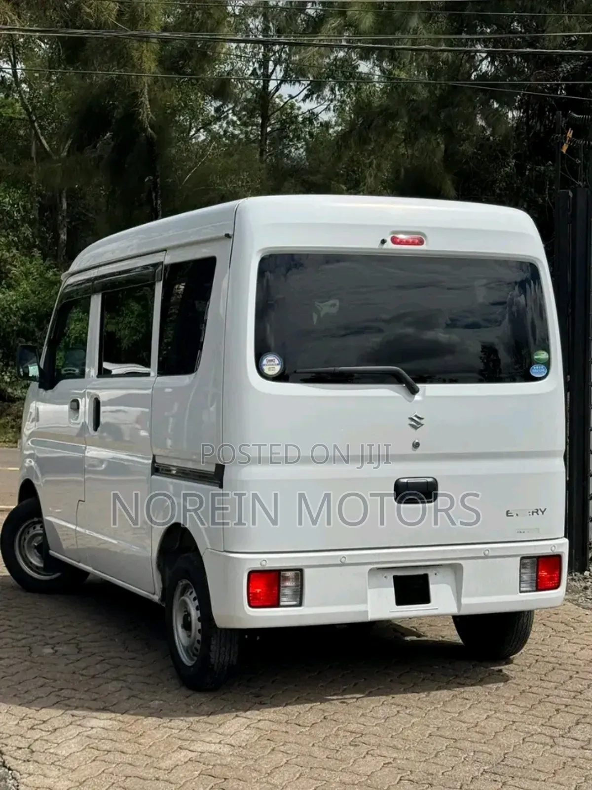 Suzuki Every Wagon 2019 White