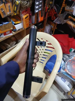 Black Aluminium Pipe Handle