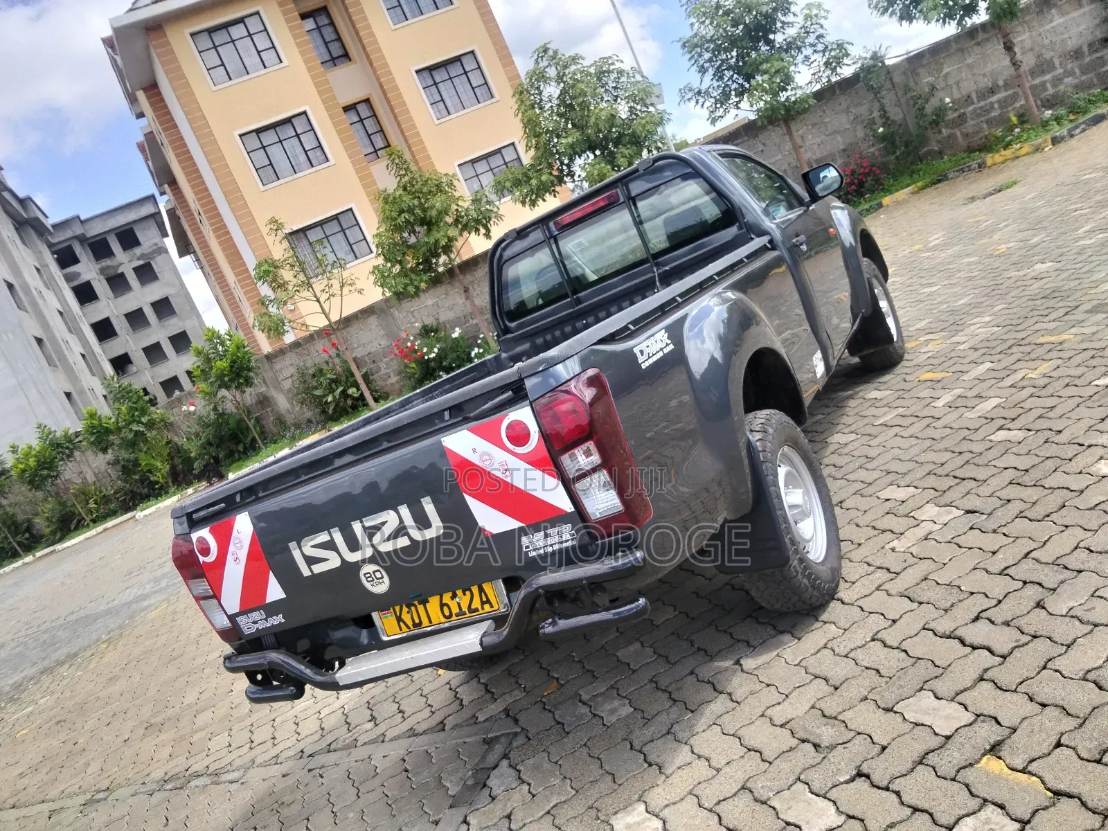 Isuzu D-MAX 2023 Green