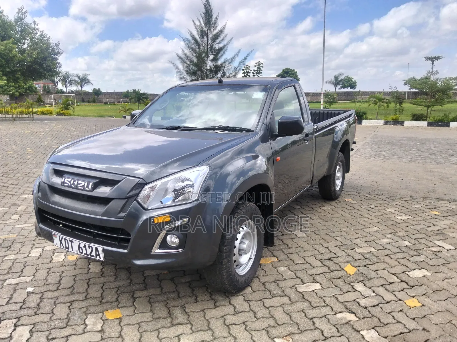 Isuzu D-MAX 2023 Green