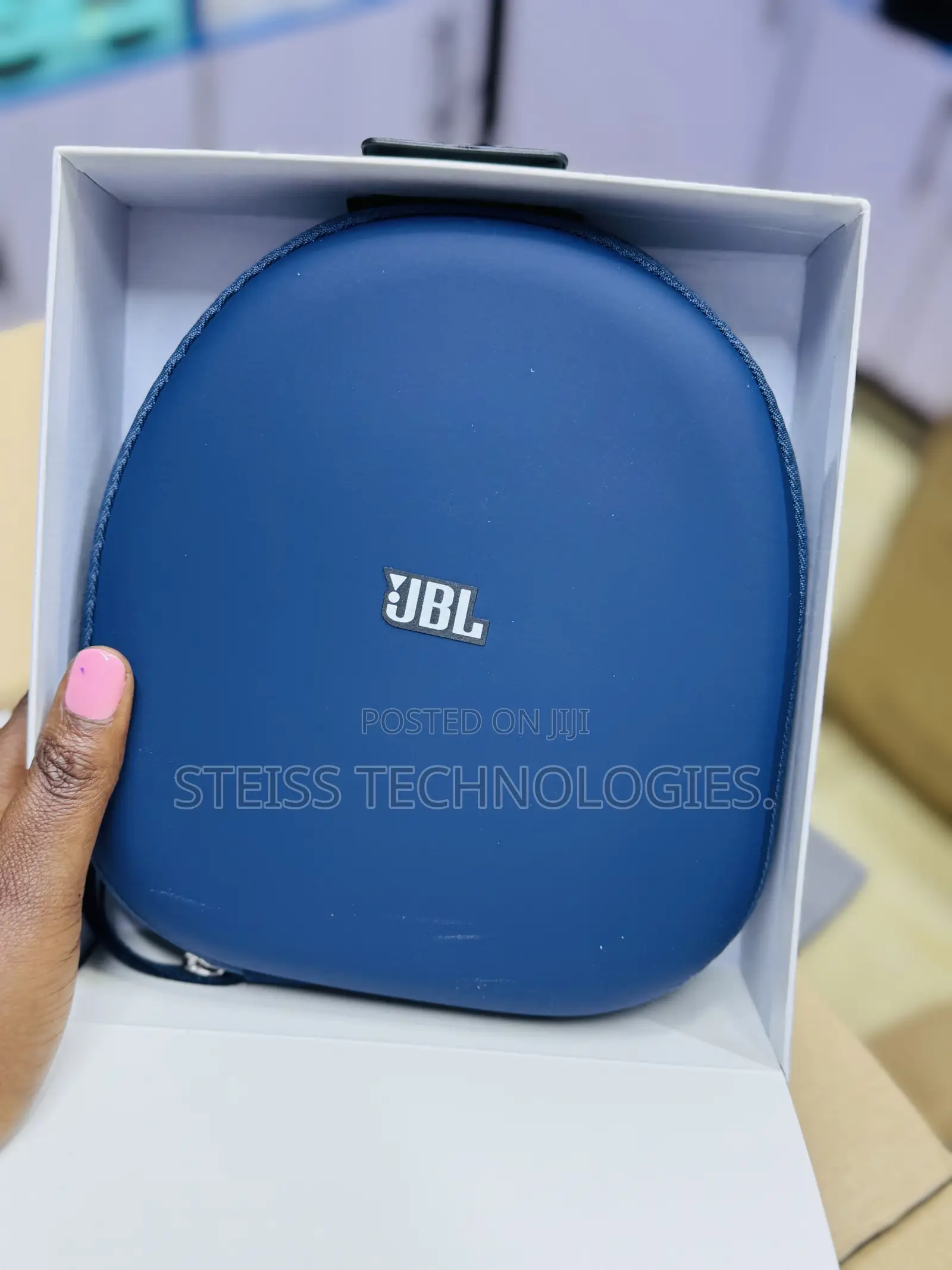 JBL V6 Wireless Headphones