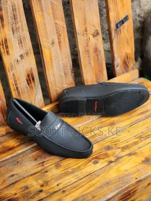 Salvatore Ferragamo
Loafers