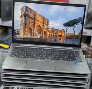 New Laptop HP ZBook Firefly 14 G10 16GB Intel Core i7 SSD 512GB