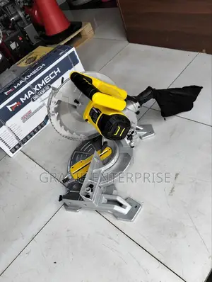 Drop Saw/ Uyustool Mitre Saw