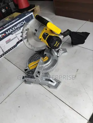 Chop Saw/ Uyustool Mitre Saw