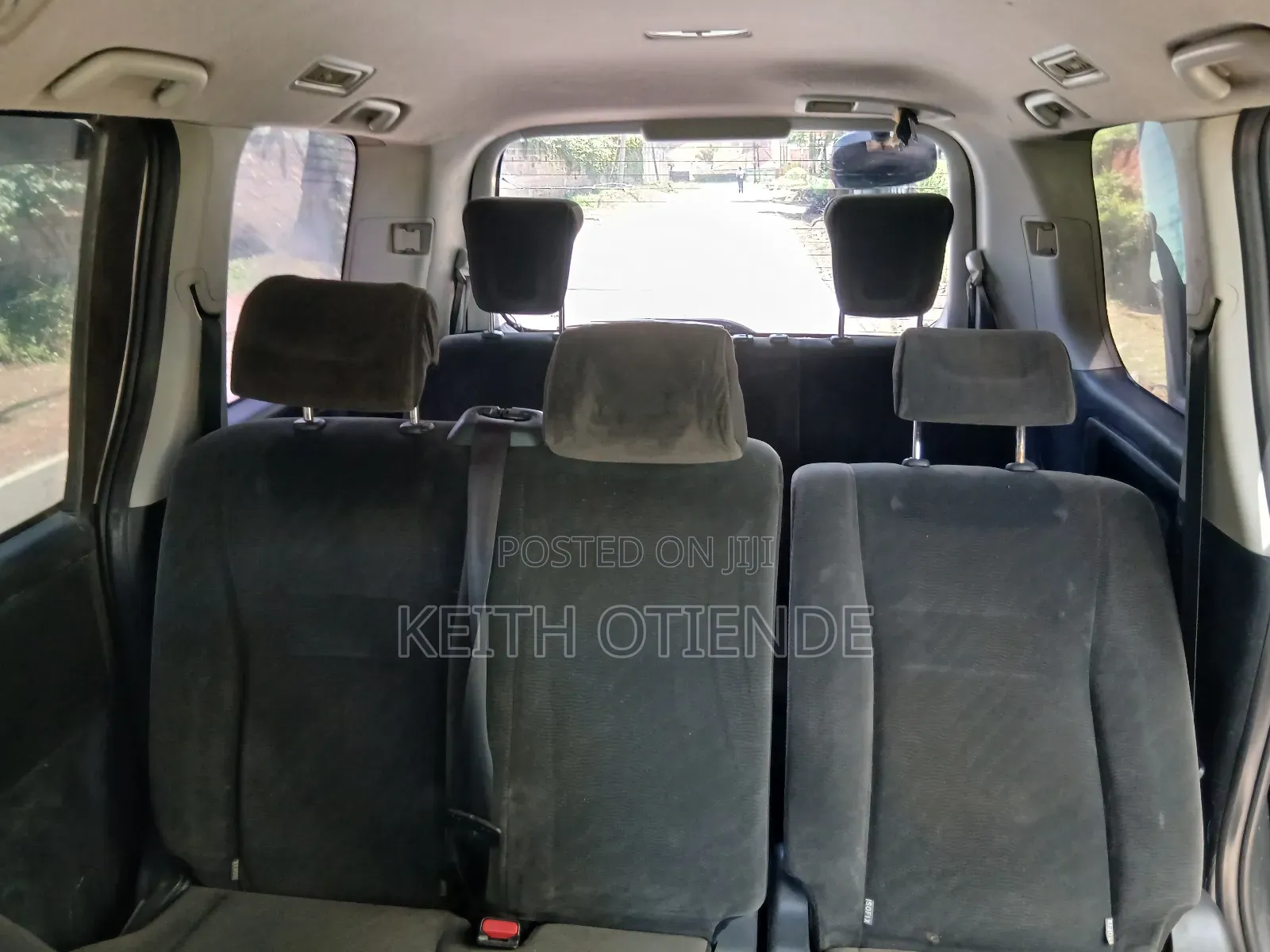 Toyota Voxy 2012 Silver