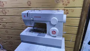 Singer Heavy Duty Sewing Machine