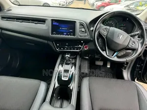 Honda Vezel 2018 Matt Black