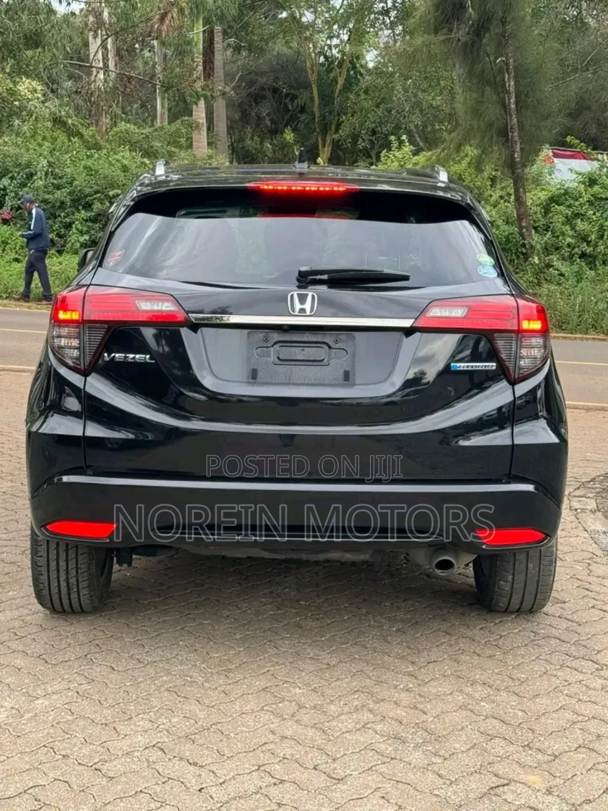 Honda Vezel 2018 Matt Black