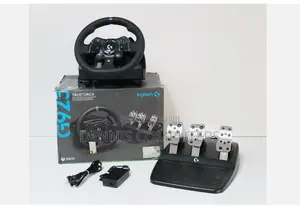 Logitech G923 Racing Wheel With Xbox One And Pc