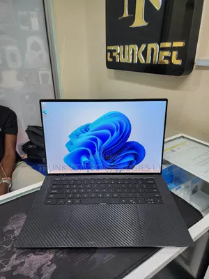 Laptop Dell Precision 5550 16GB Intel Core i7 SSD 512GB
