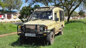 Toyota Land Cruiser 2015
