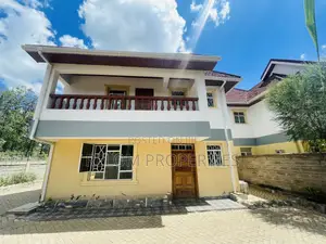4bdrm Townhouse / Terrace in Karen for rent