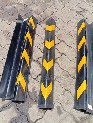 Parking Pillarrubber Conner Guards