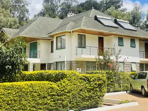 6bdrm Maisonette in Karen for rent