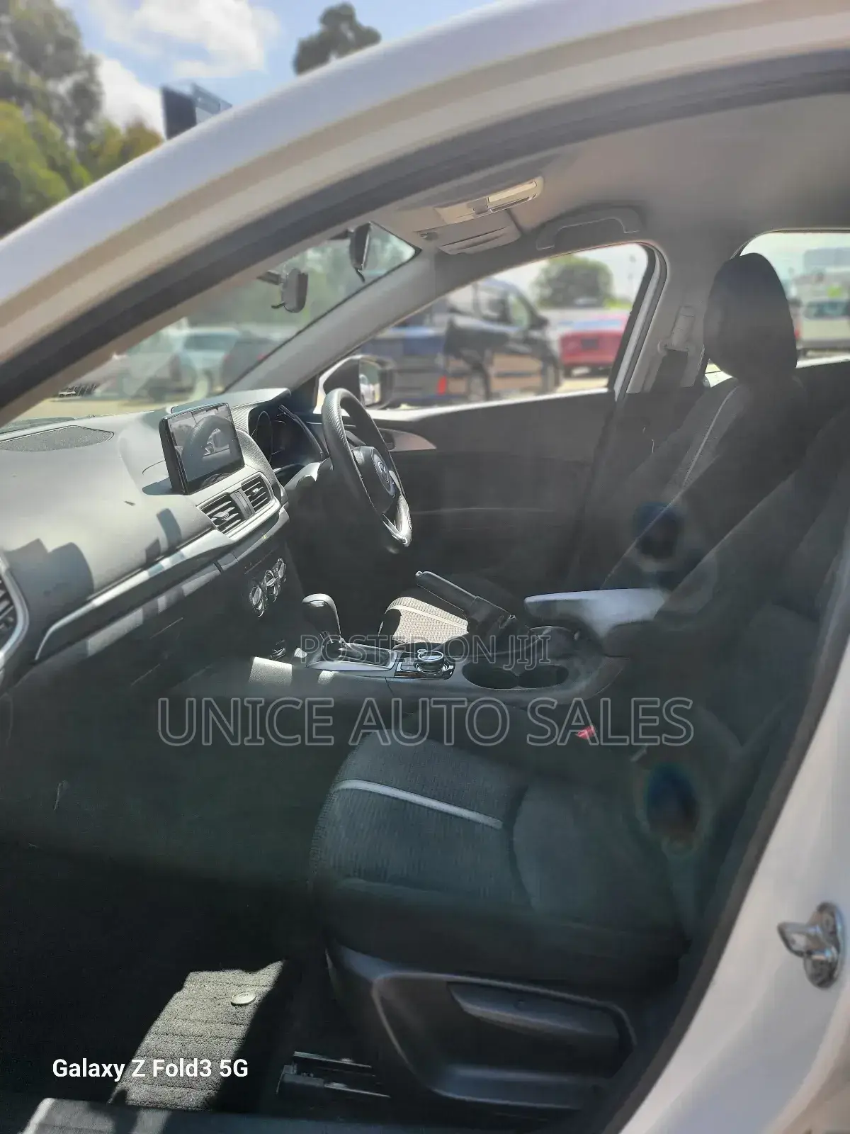 Mazda Axela 2018 White
