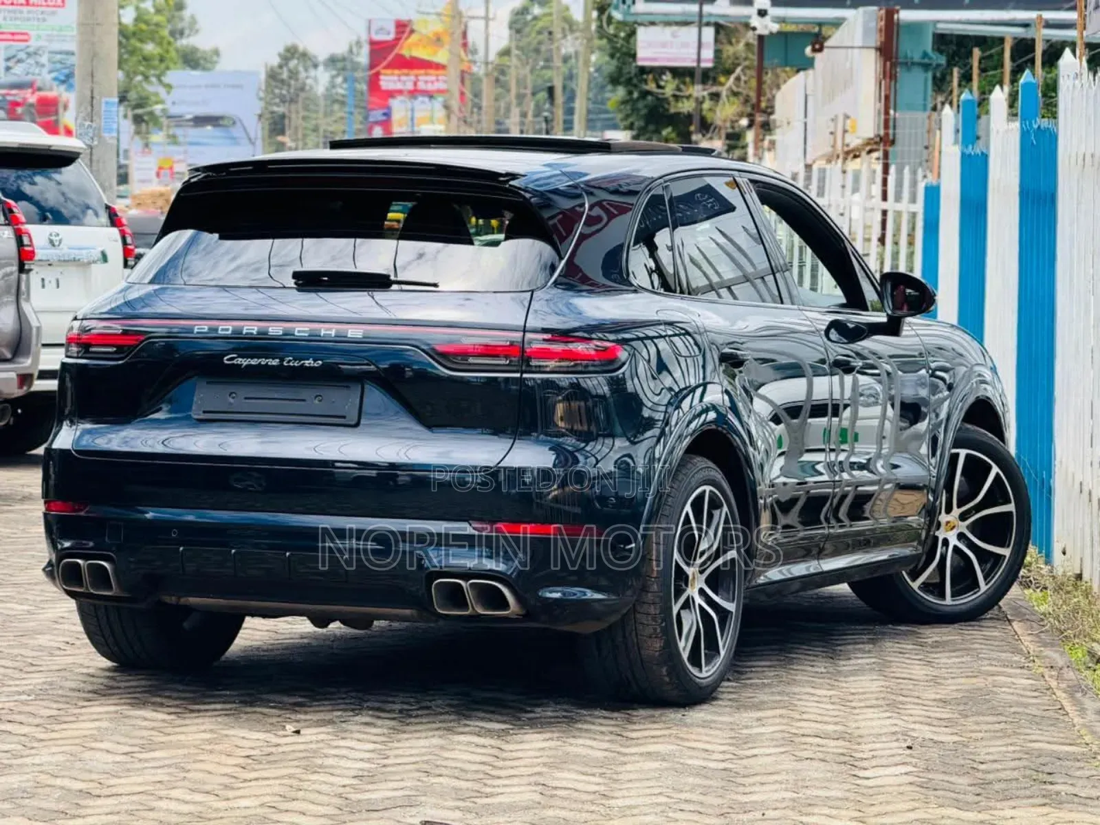 Porsche Cayenne 2021 Blue