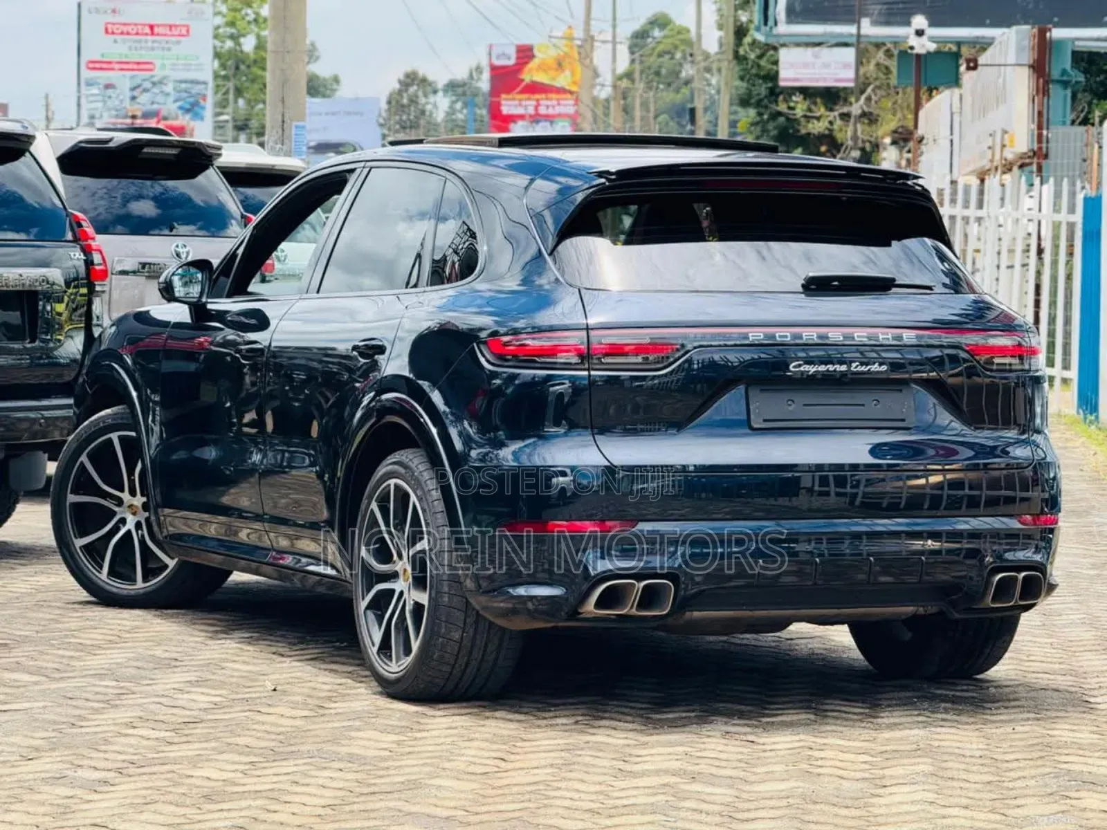 Porsche Cayenne 2021 Blue