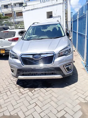 Subaru Forester 2019 Silver