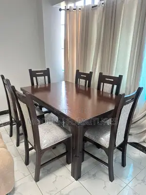 Luxurious 6 Seater Dining Table
