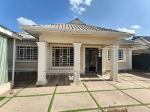 3bdrm Bungalow in Kandisi for sale