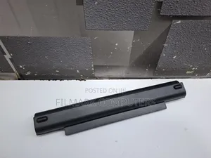 Dell Latitude V131 3340 Battery Model Yfdf9, Yfof9, 5mtd8 Battery