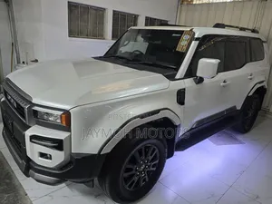 Toyota Land Cruiser Prado 2024 Pearl