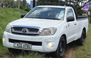 Toyota Hilux 2.5 D-4D SRX 2012 White