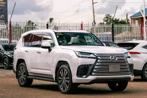 Lexus LX LX 600 2022