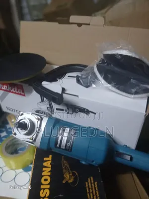 Makita Buffing Machine .