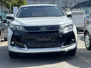 Toyota Harrier 2019 Off white