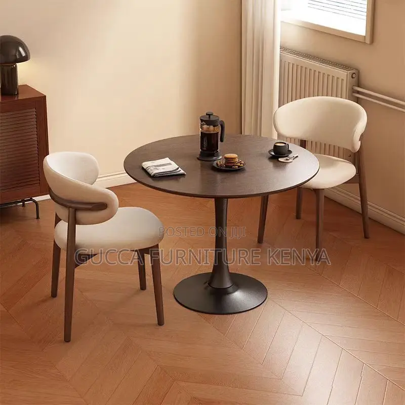 White Round Marble Reception Dining Table