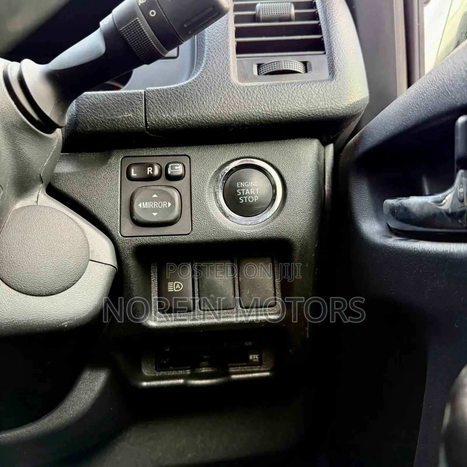 Toyota HiAce 2018 White
