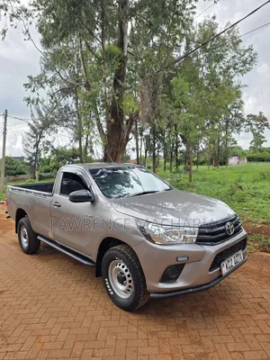 Toyota Hilux 2.4 Diesel 2020 Gold