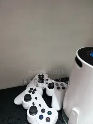 Modern Design Gaming Projector With 2gaming Pads Wifi Hdmi Usb Sd Slot