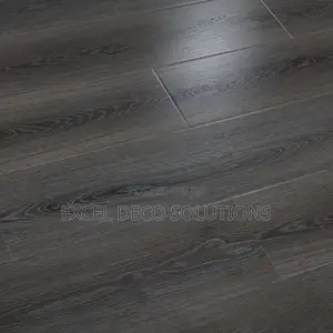 Wood Look Laminate Flooring for Stylish and Durable Floor Finishing