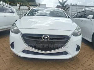 Mazda Demio 2018 White