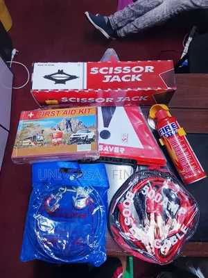 6 In 1 Emergency Car Kit Set