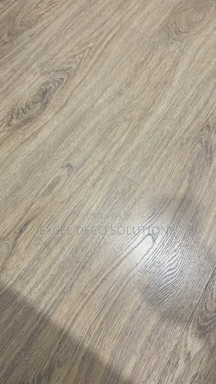 Stylish Laminate Flooring for Homes, Offices and Indoor Floor Use