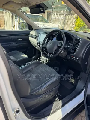 Mitsubishi Outlander 2018 Pearl