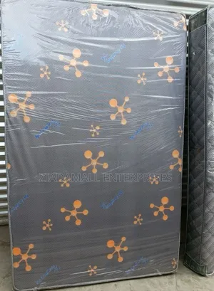 Vivo 6 Inches Plain Mattress,Size 4*6